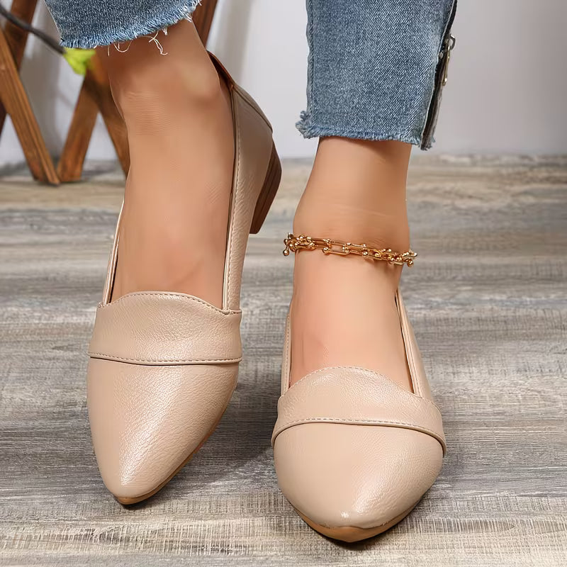 Alannah - Scarpe a Punta Con Tacco Basso