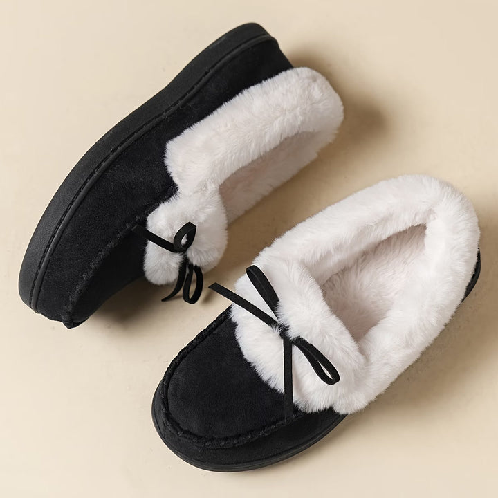 Suzia - Comode Pantofole in Peluche Con Fiocco