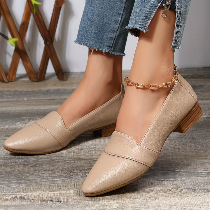 Alannah - Scarpe a Punta Con Tacco Basso