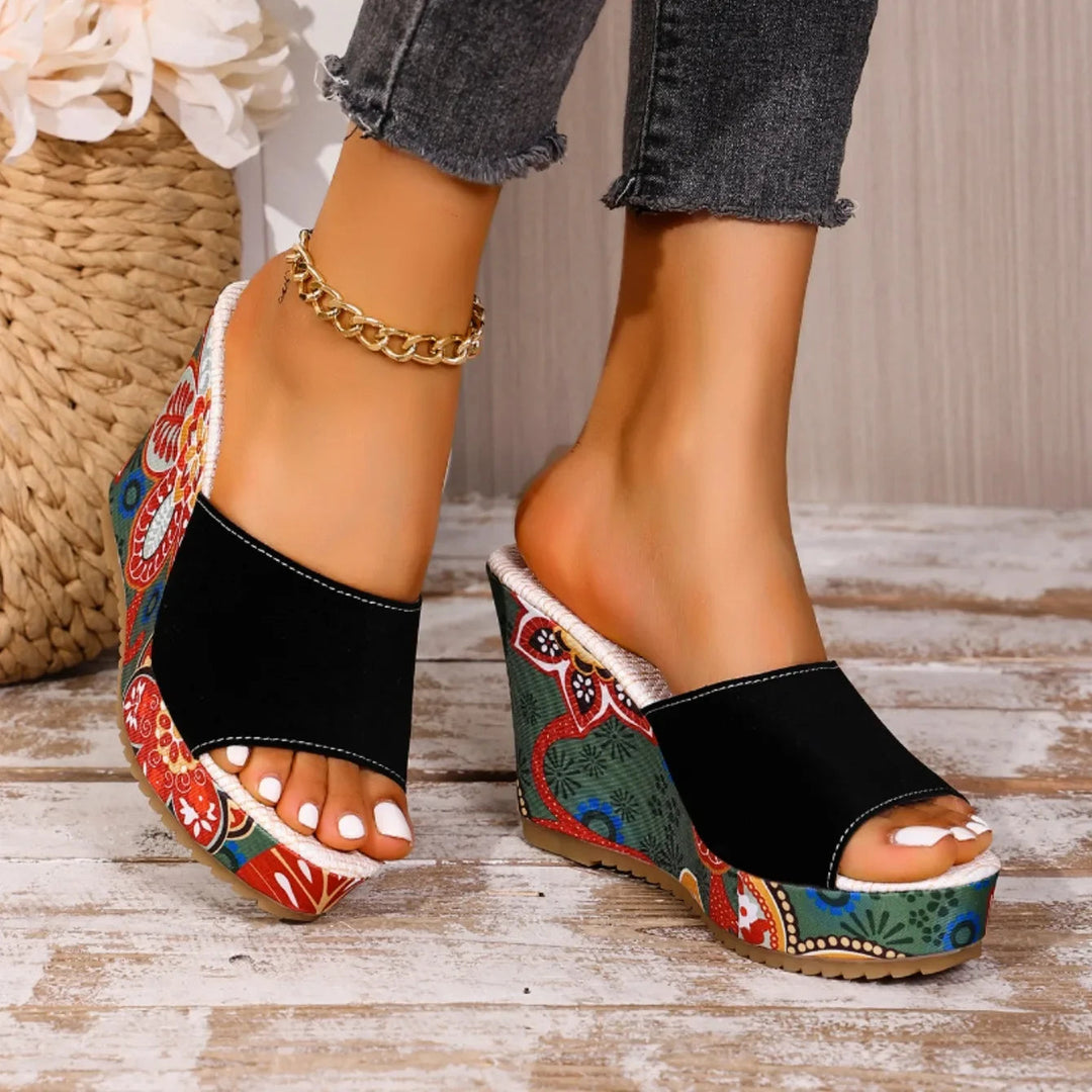 Talora - Mules Scultoree Con Tacco Floreale