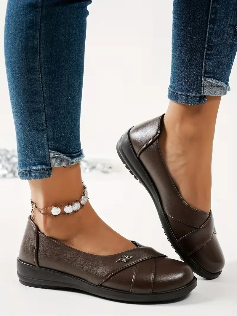 Kinerah - Scarpe Ortopediche in Pelle Con Emblema in Metallo
