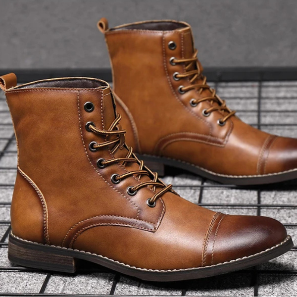 Shabtai - Elegante Stivale in Pelle