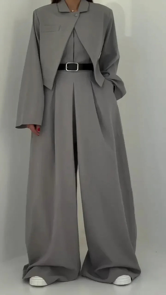 Lavara - Imposta Composta Da Blazer Corto e Pantaloni a Gamba Larga