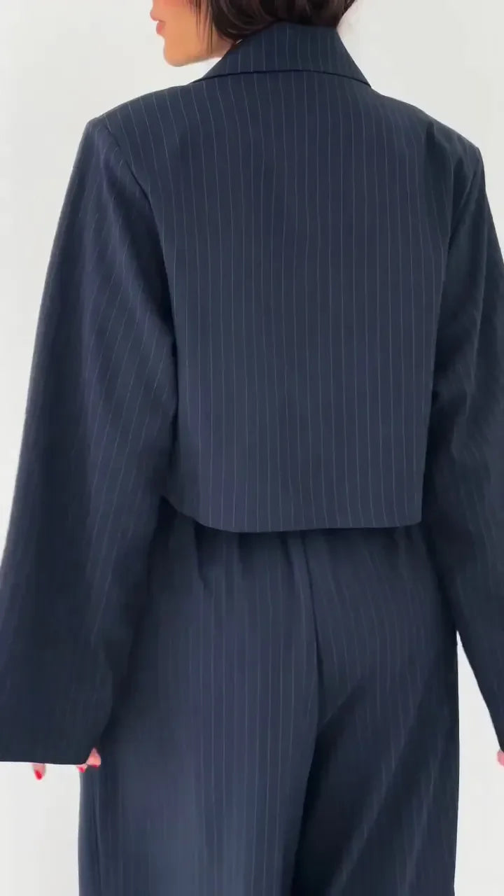 Lavara - Imposta Composta Da Blazer Corto e Pantaloni a Gamba Larga
