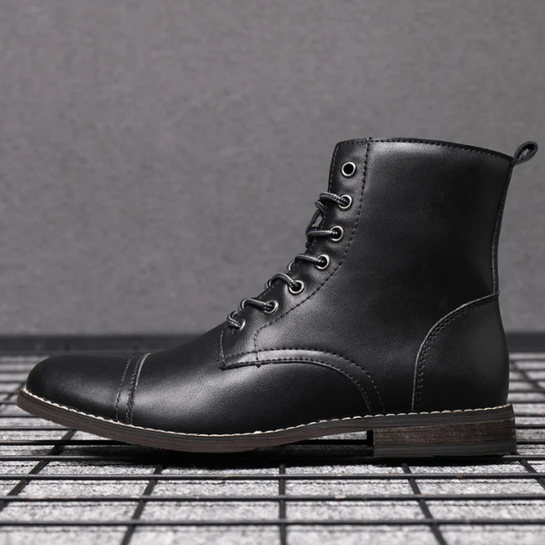 Shabtai - Elegante Stivale in Pelle