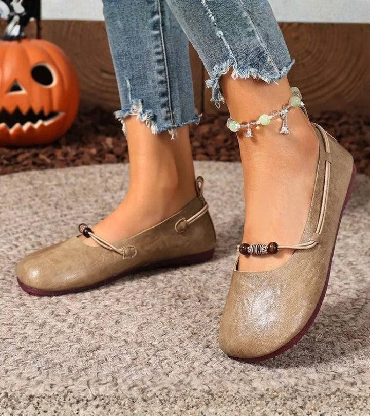 Denissa - Ballerine Con Punta Quadrata e Cinturino Decorato con Perline