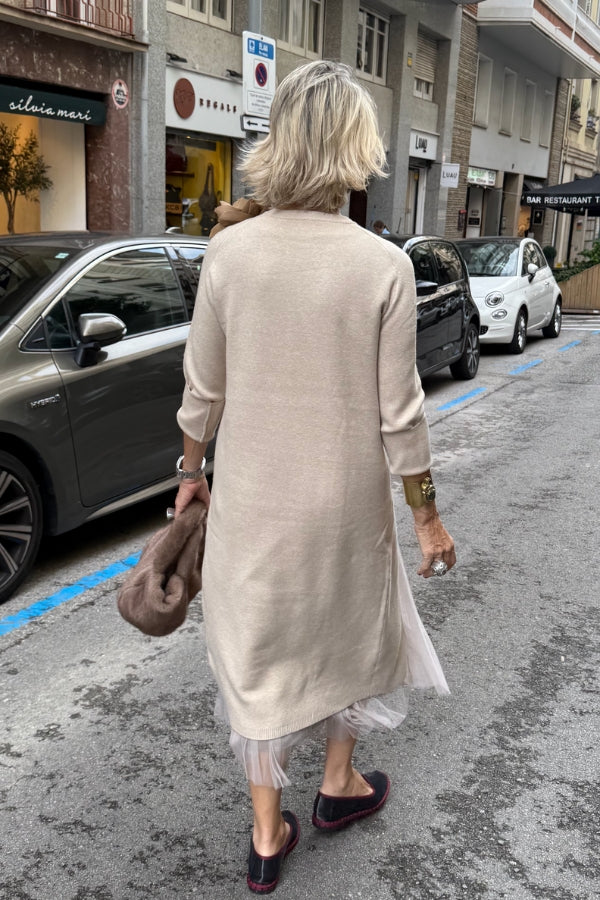 Oona - Abito in Tulle Con Drappeggio e Maglione Lungo Lavorato a Maglia