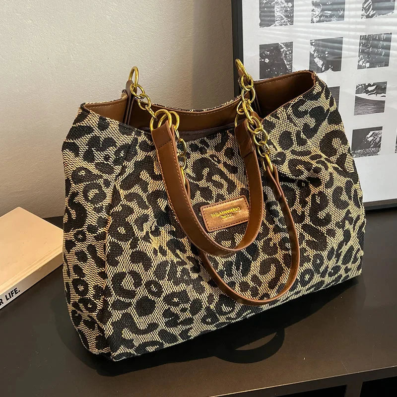 Leonora - Tote Con Charm Leopardato