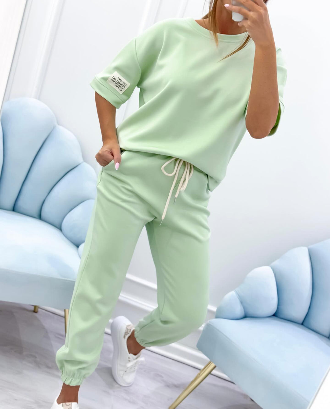 Nalaya - Elegante Manica Corta Due Pezzi Completo