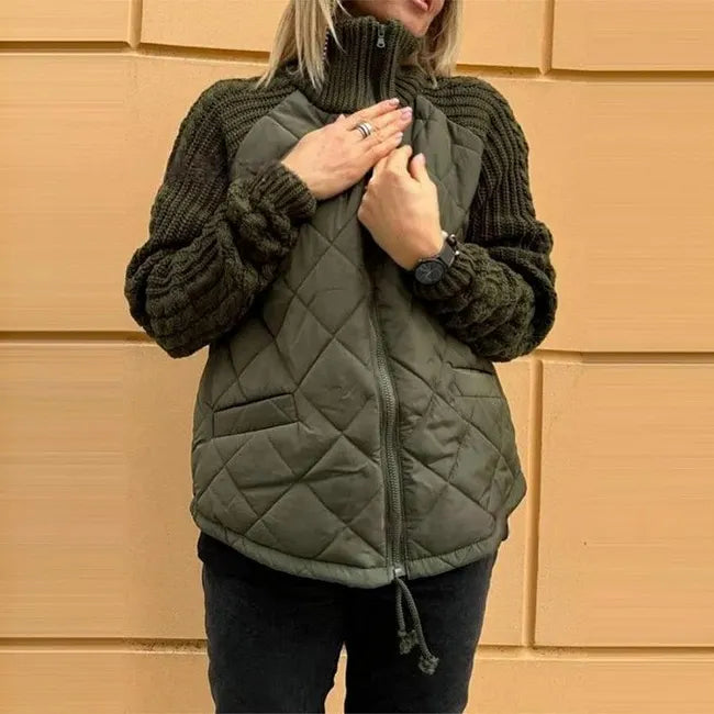 Karoliina - Piumino in Maglia Patchwork