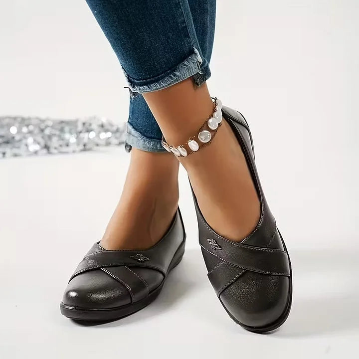 Kinerah - Scarpe Ortopediche in Pelle Con Emblema in Metallo