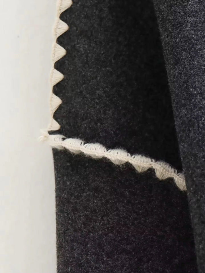 Synia - Cappotto Con Frange Ricamate E Sciarpa Abbinata