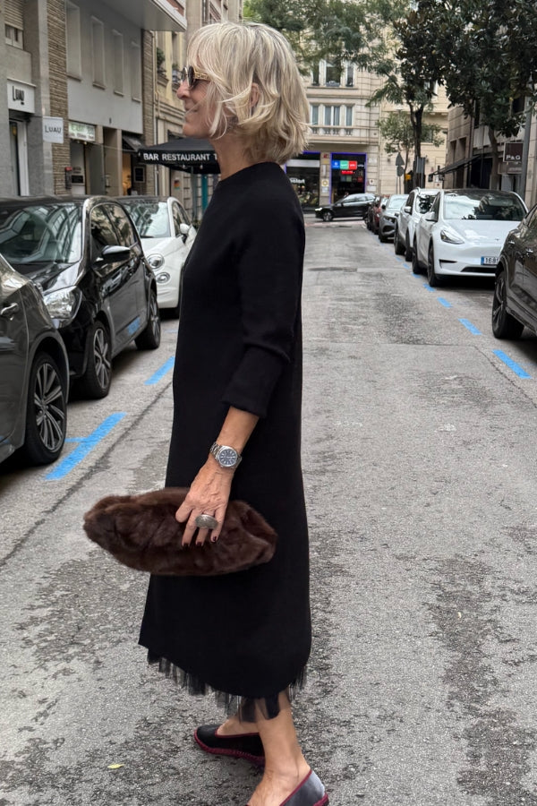 Oona - Abito in Tulle Con Drappeggio e Maglione Lungo Lavorato a Maglia