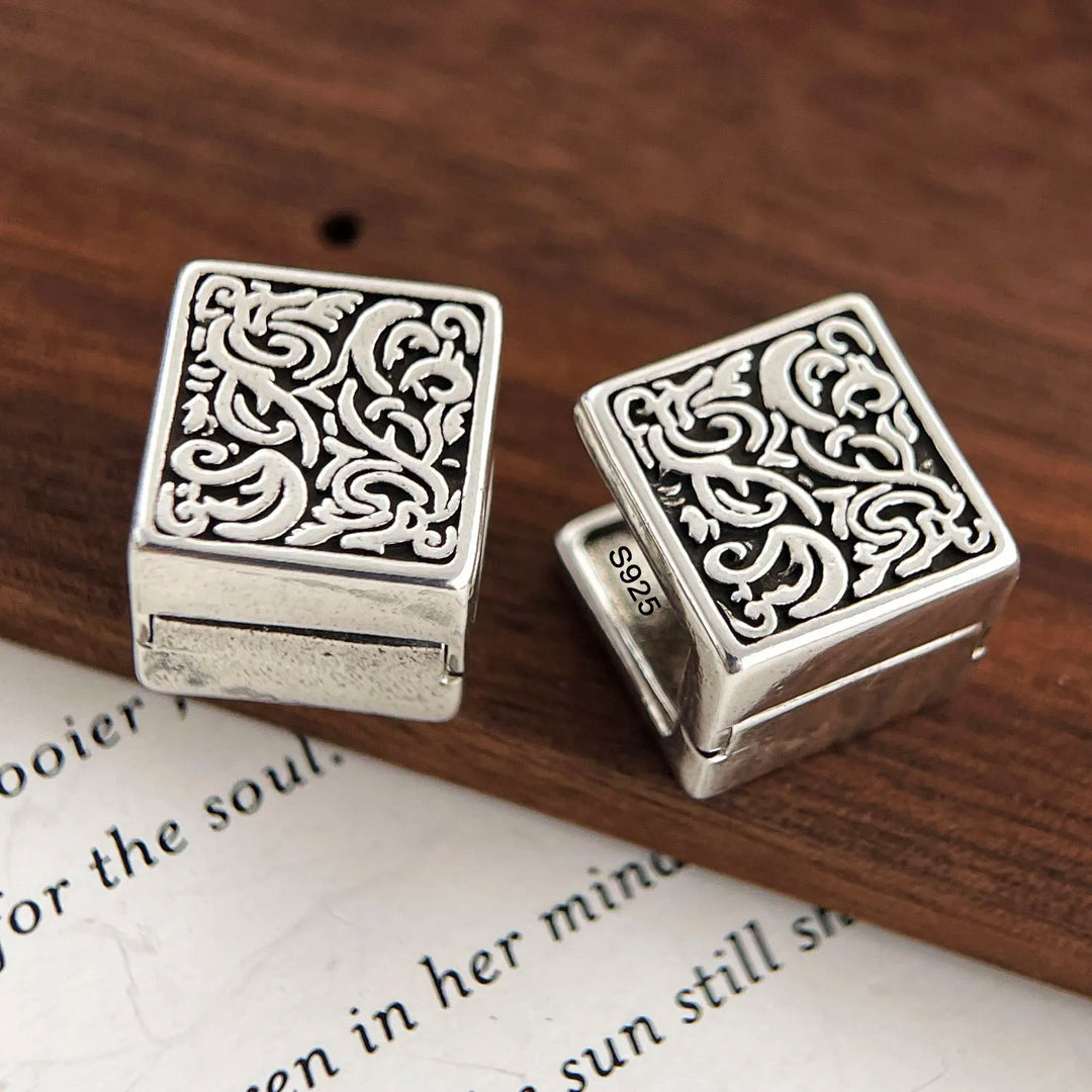 Mayani - Orecchini in Argento Sterling con Reliquia