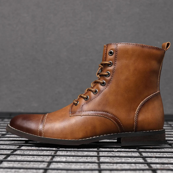 Shabtai - Elegante Stivale in Pelle