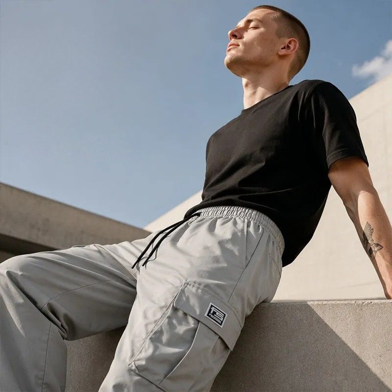 Nesham - Pantaloni Cargo Con Coulisse in Vita e Tasche