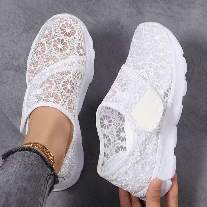 Sabyne - Scarpe da Ginnastica Con Pizzo Floreale e Chiusura a Strappo