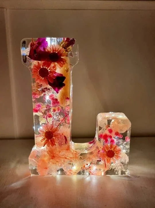 FloraShine - Lampada Da Notte in Resina Con Fiori Fatti a Mano