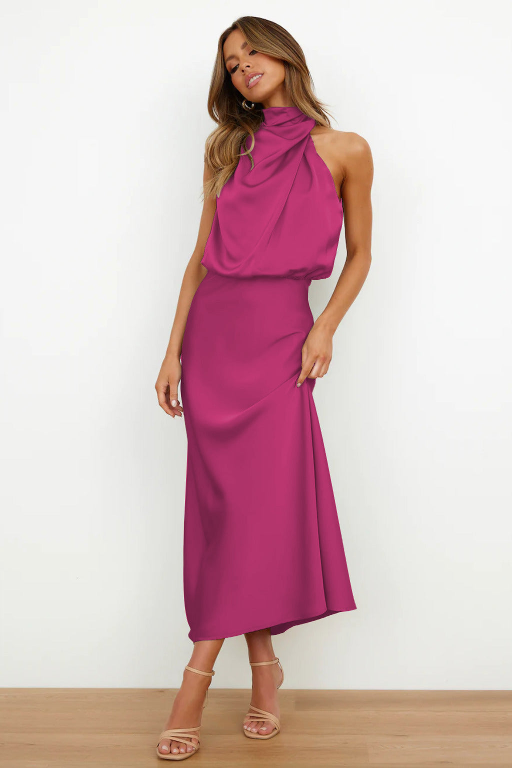 Justyna – Abito lungo con scollo all'americana