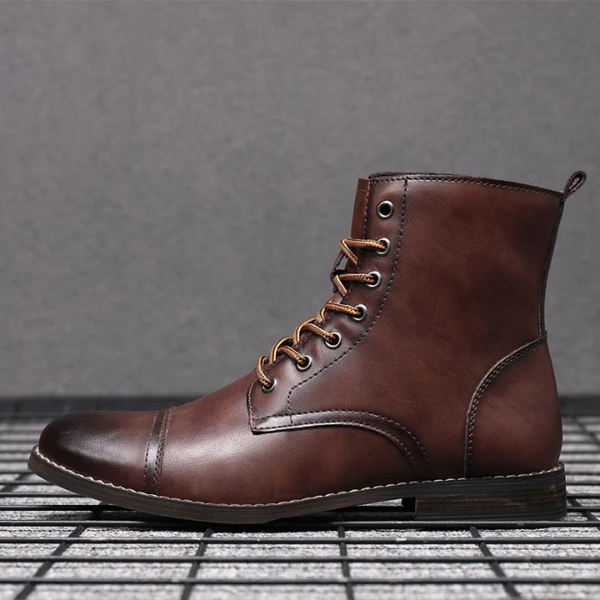 Shabtai - Elegante Stivale in Pelle