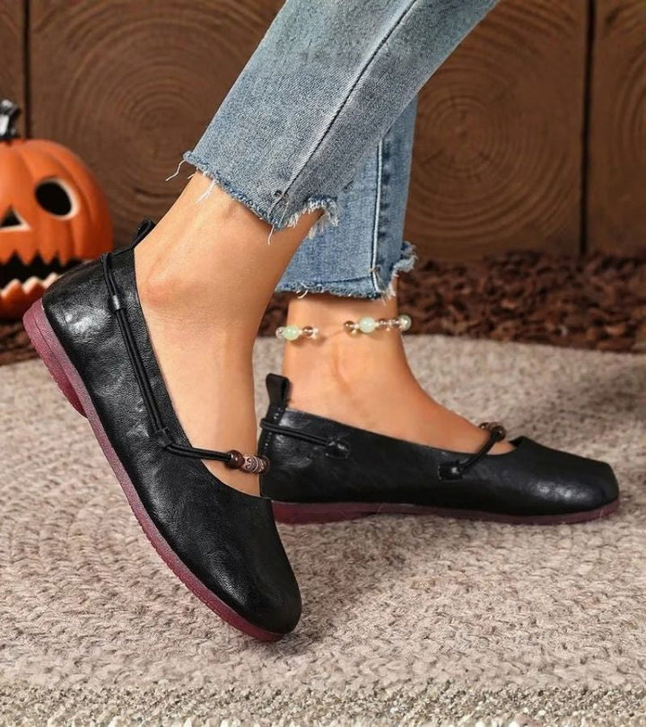 Denissa - Ballerine Con Punta Quadrata e Cinturino Decorato con Perline