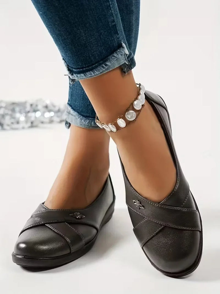 Kinerah - Scarpe Ortopediche in Pelle Con Emblema in Metallo