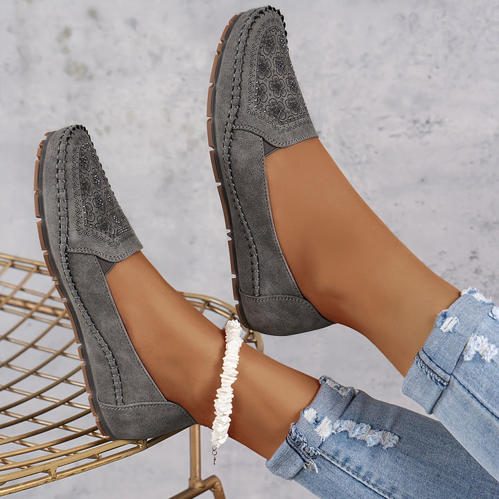 Lyrissa - Comode Scarpe Cucite