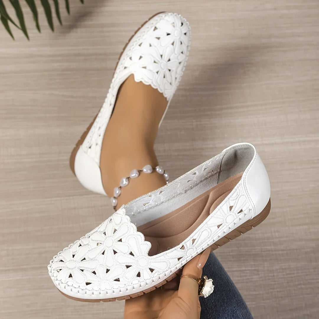 Inessa - Scarpe Ortopediche Alla Moda Con Ritaglio