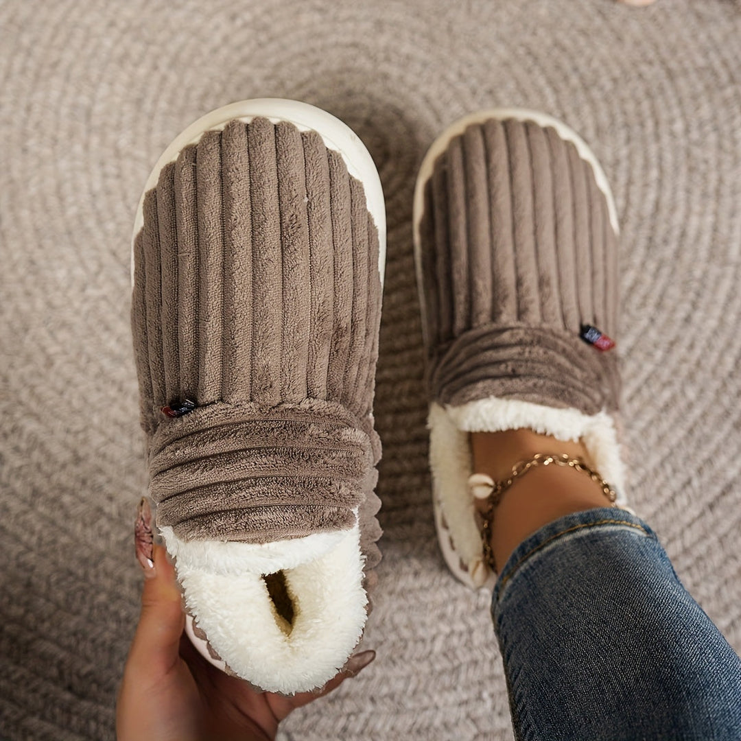 Keziban - Pantofole Slip-on a Coste con Fodera in Peluche