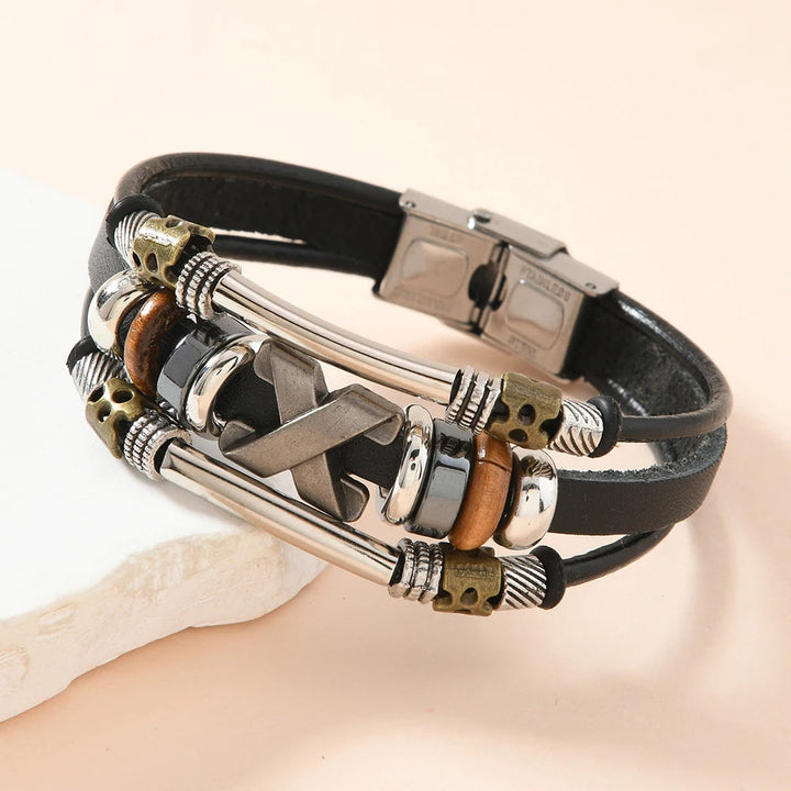 Garland - Bracciale a Polsino in Pelle a Strati con Croci