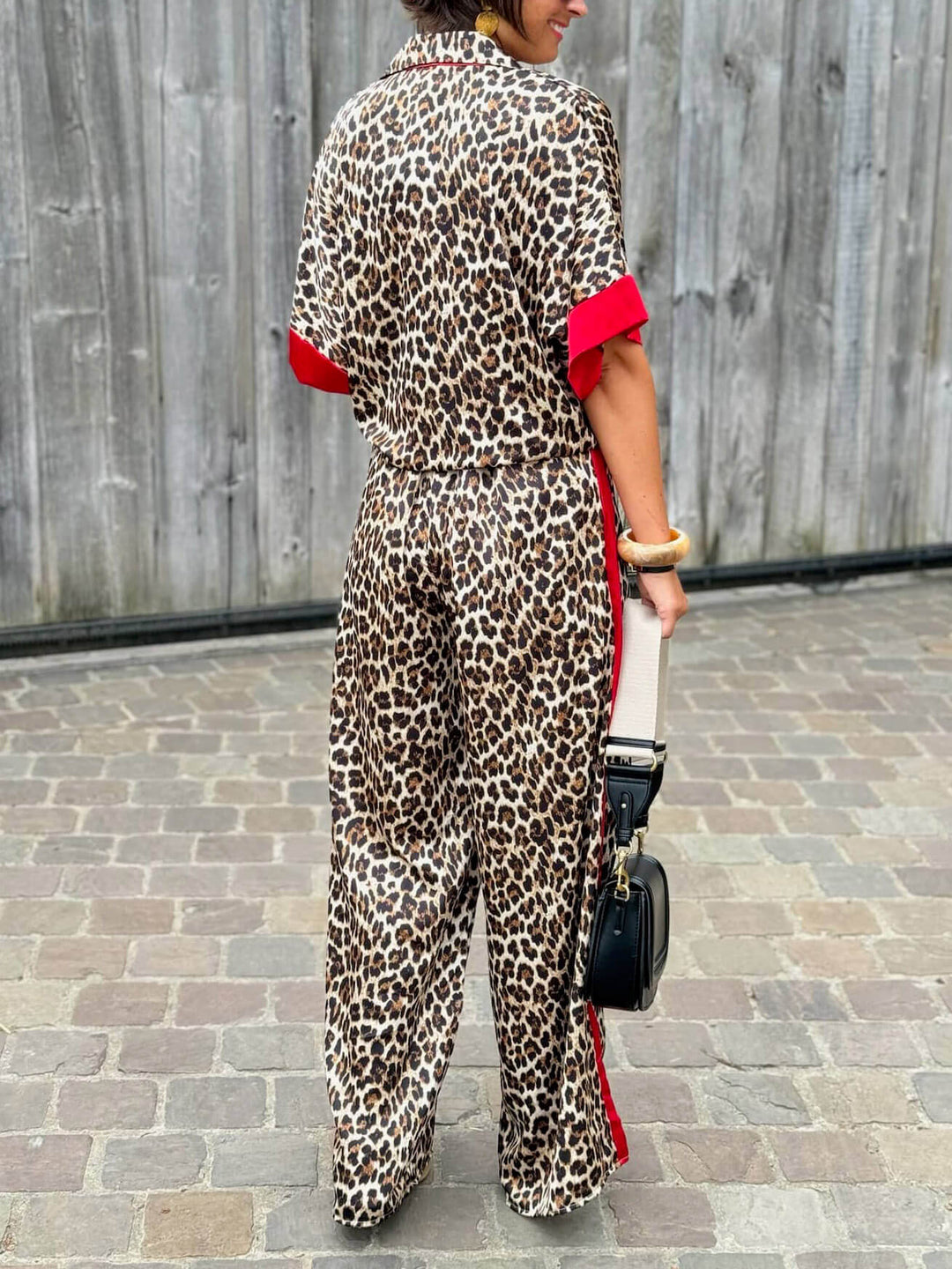Felinette - Completo due Pezzi con Bottoni e Stampa Leopardata