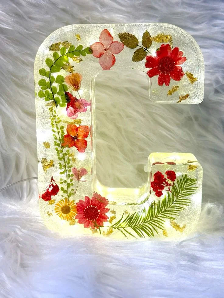 FloraShine - Lampada Da Notte in Resina Con Fiori Fatti a Mano