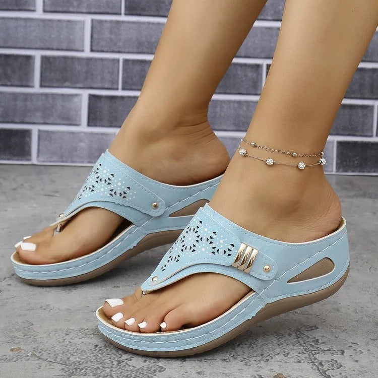 Tiara - Sandalo Con Zeppa Elegante
