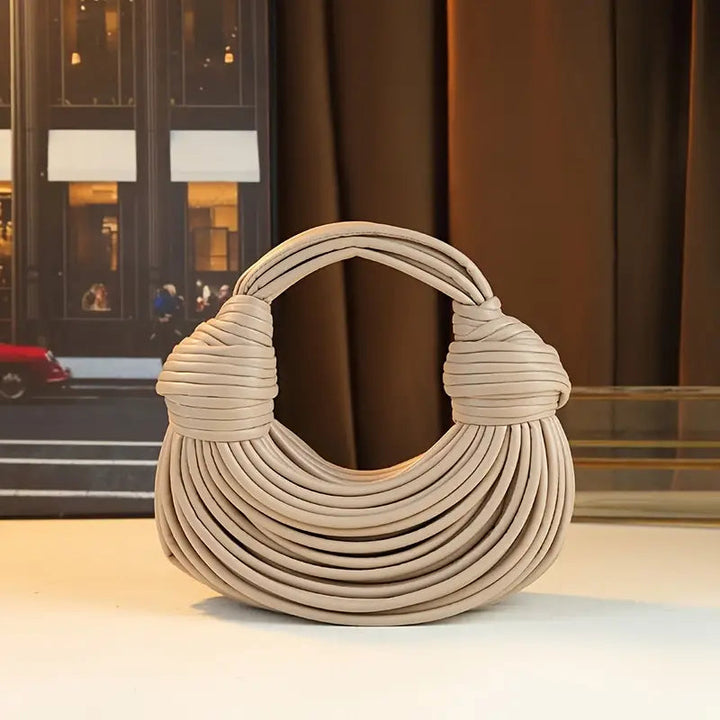 Kamila - Borse Scultoree a Forma di Spaghetto