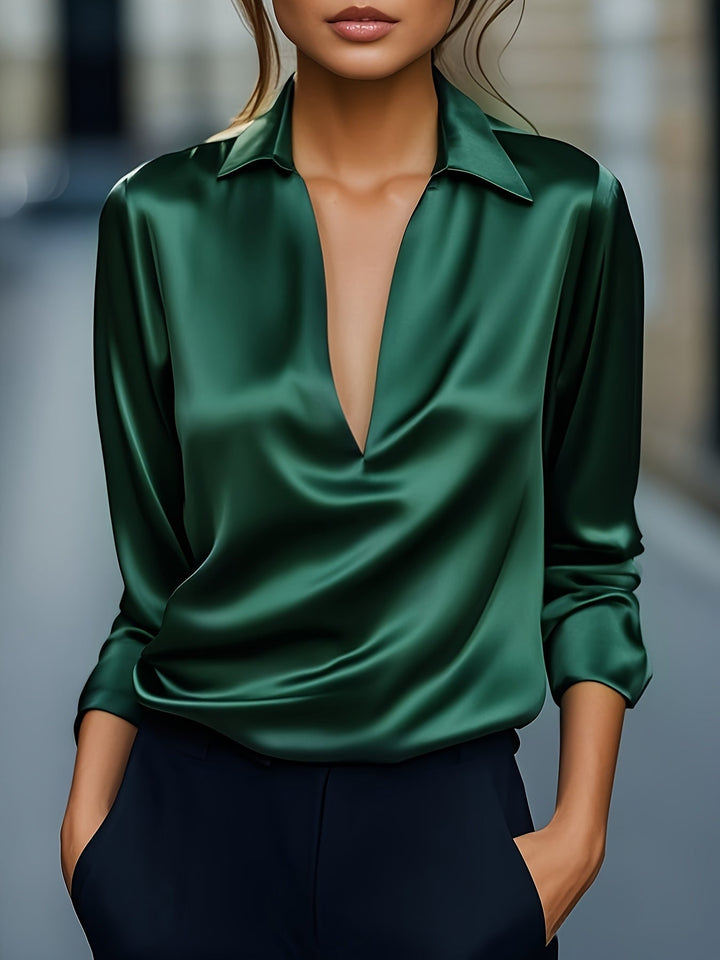 Kyrra – Elegante Camicetta In Raso Con Scollo a V
