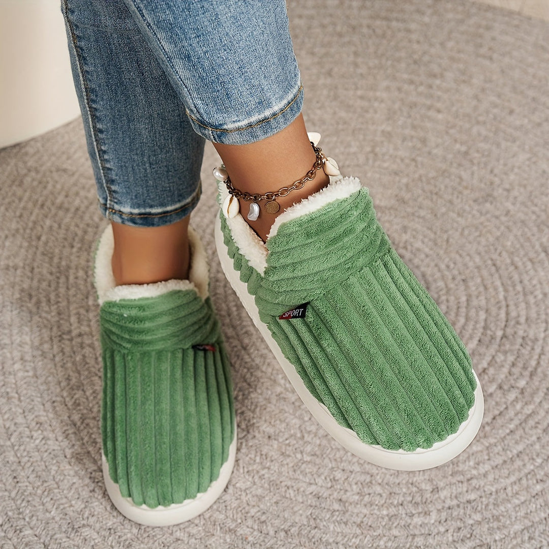 Keziban - Pantofole Slip-on a Coste con Fodera in Peluche