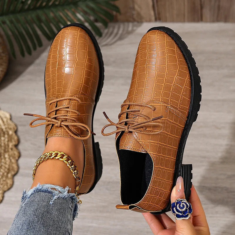 Niyra – Scarpa Derby Stringate Con Suola Spessa