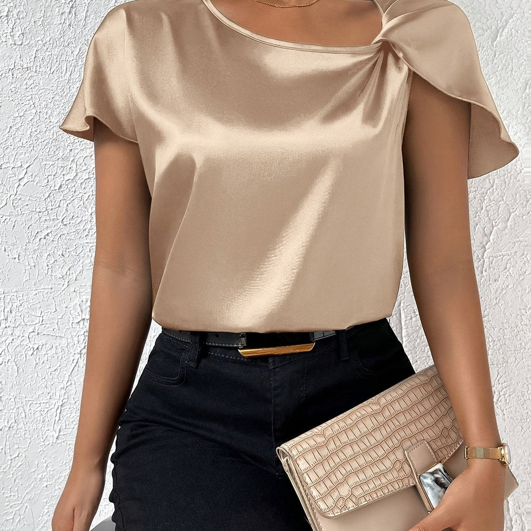 Loretta - Top Alla Moda Con Dettagli Unici Sulle Spalle