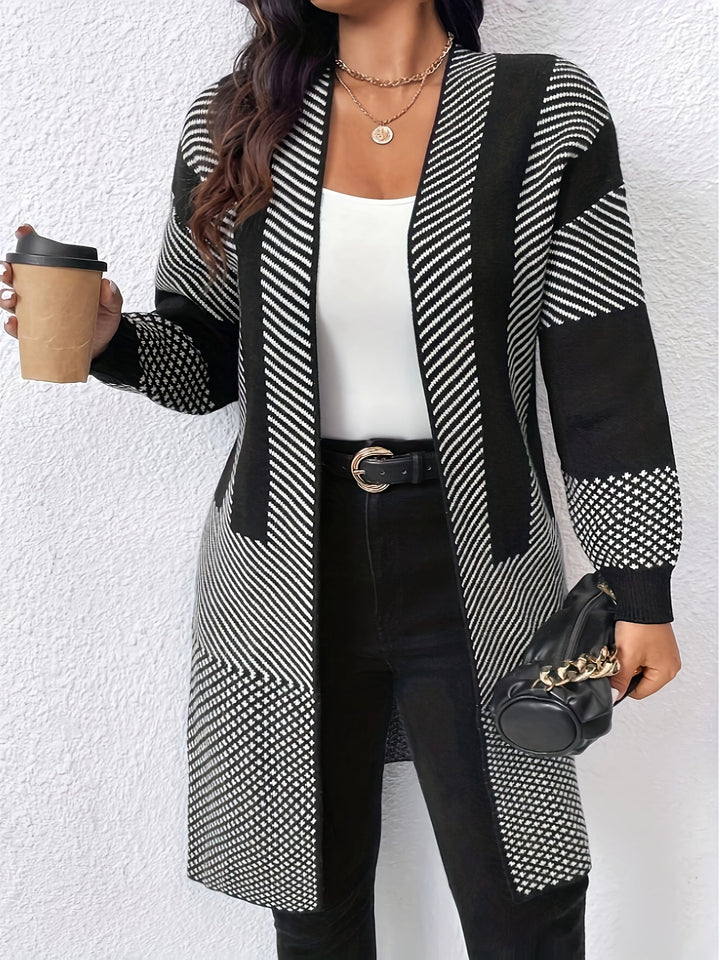 Zhamilya - Cardigan Con Davanti Aperto in Maglia Geometrica a Filetti Lunghi