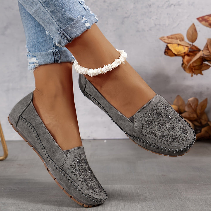 Lyrissa - Comode Scarpe Cucite