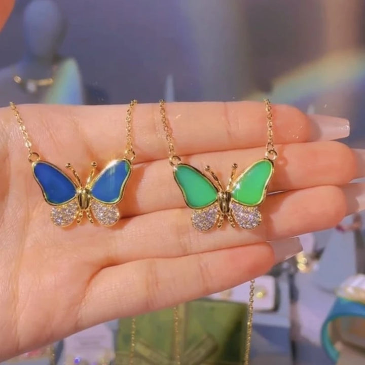 Celestafly - Collana con Farfalla che Cambia Colore