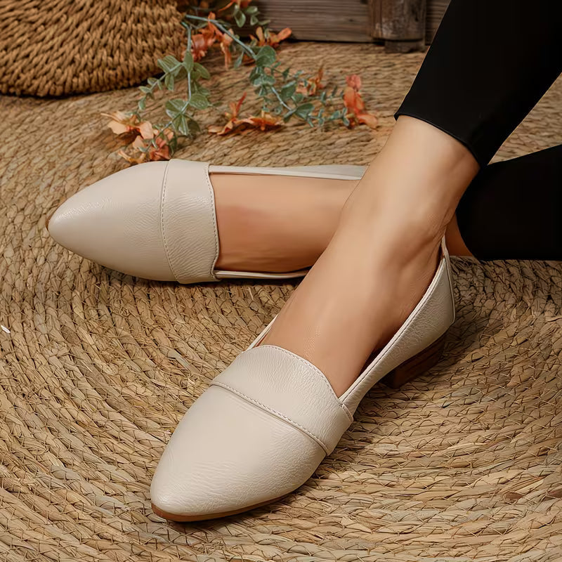 Alannah - Scarpe a Punta Con Tacco Basso