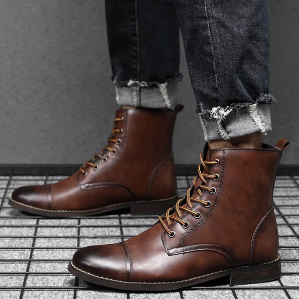 Shabtai - Elegante Stivale in Pelle