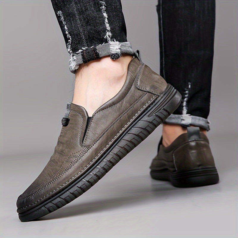 Faran - Scarpe Slip on Con Cuciture e Suola Testurizzata