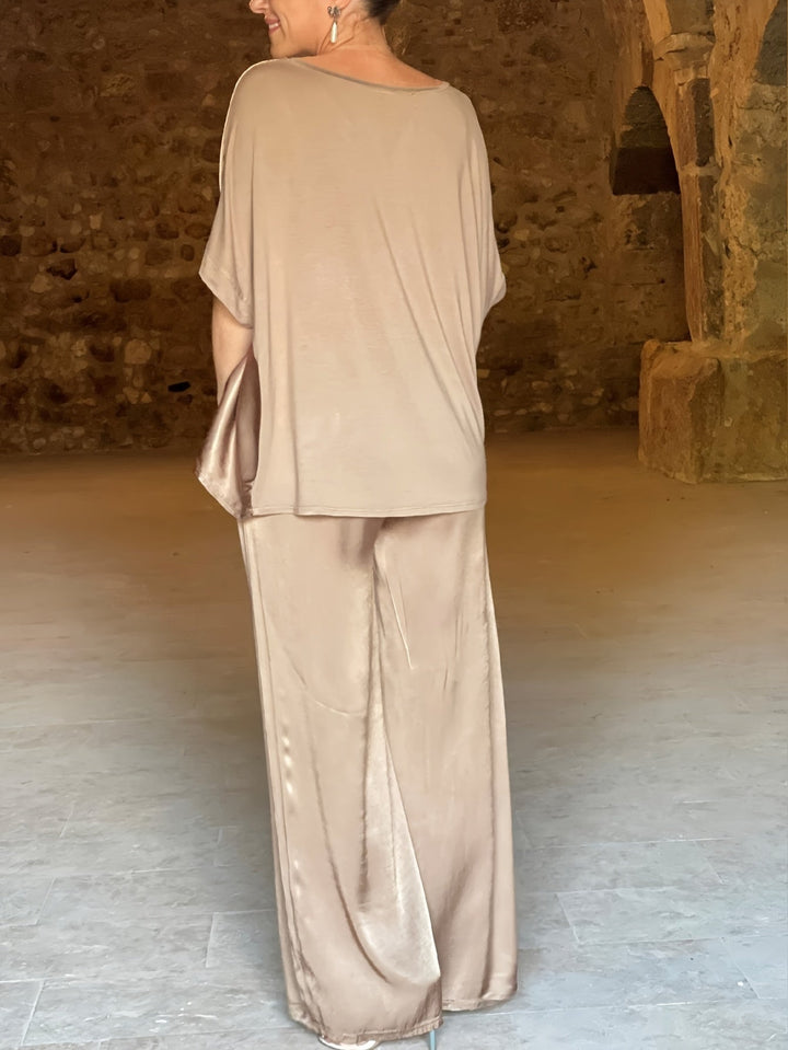 Ashlee - Elegante Completo A Due Pezzi Con Maniche Corte