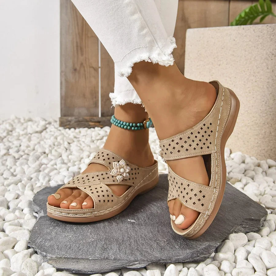 Kristine - Ortopedici A Fiore Casual Con Zeppa Tacco Sandali