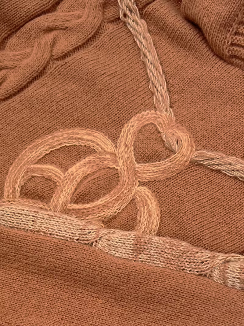 Cypriana - Elegante Maglione Lavorato a Maglia Con Cappuccio