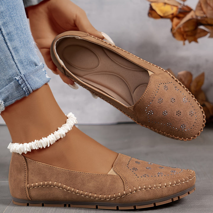 Lyrissa - Comode Scarpe Cucite