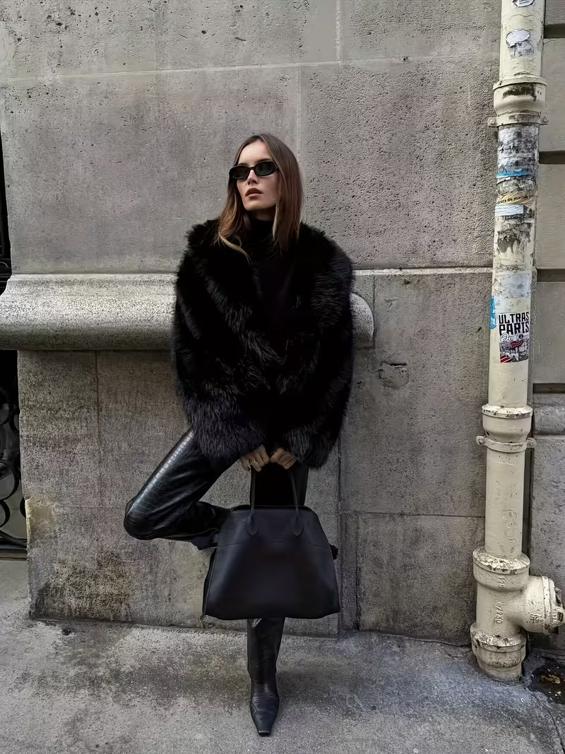 Jorida - Giacca Corta Oversize Con Revers in Pelliccia Sintetica