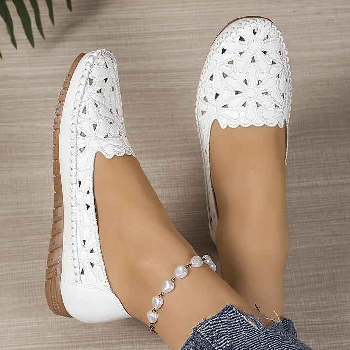 Inessa - Scarpe Ortopediche Alla Moda Con Ritaglio